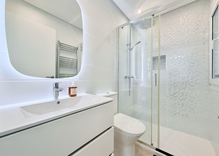 Image No.23-3 Bed Villa for sale