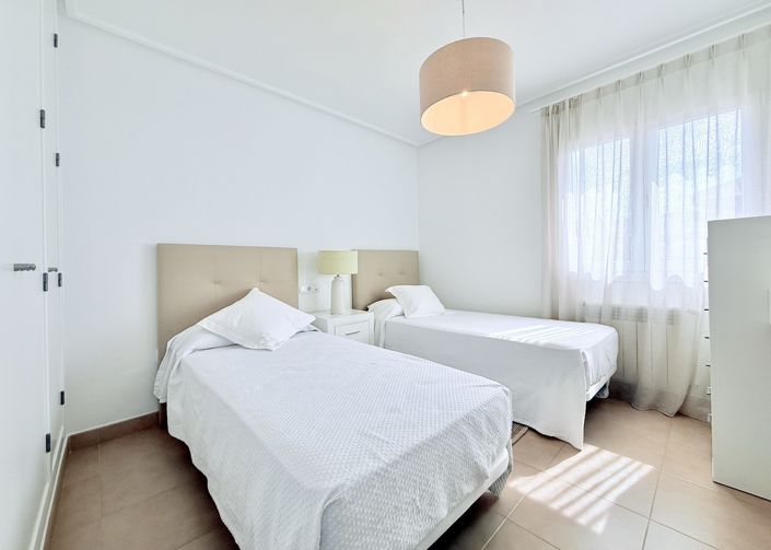 Image No.24-3 Bed Villa for sale