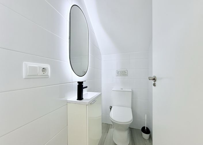 Image No.7-3 Bed Villa for sale