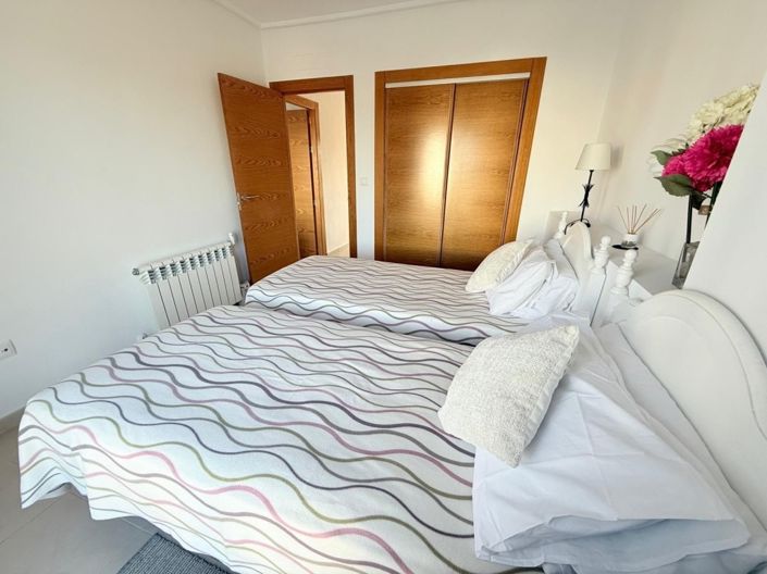 Image No.16-2 Bed Apartment for sale