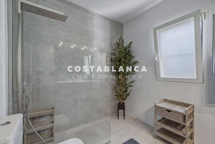 Image No.20-4 Bed Villa for sale