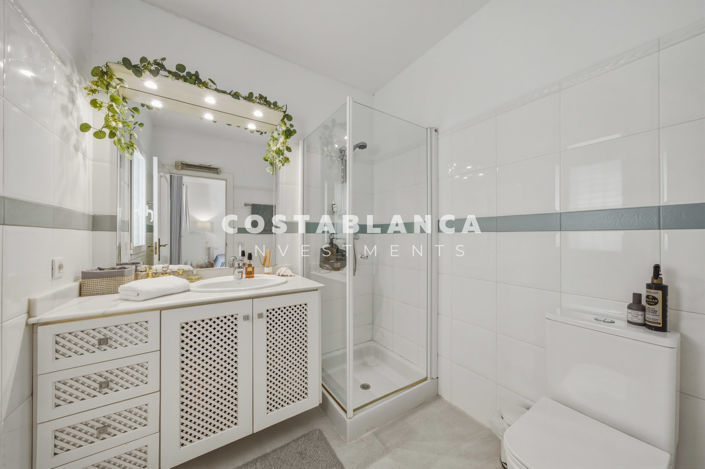 Image No.28-4 Bed Villa for sale