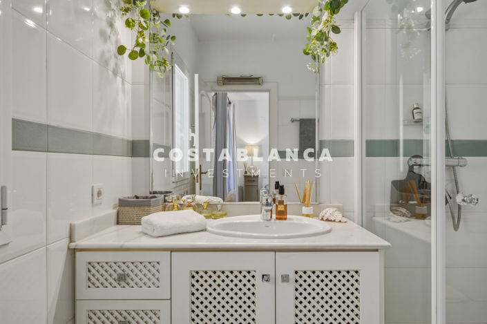 Image No.29-4 Bed Villa for sale