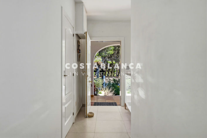 Image No.37-4 Bed Villa for sale