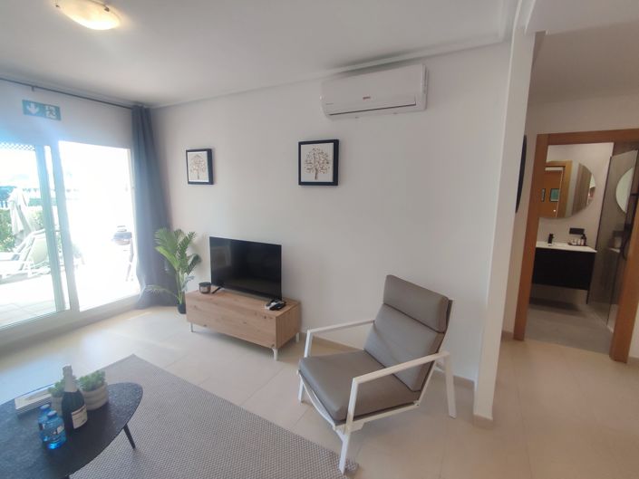 Image No.8-2 Bed Apartment for sale