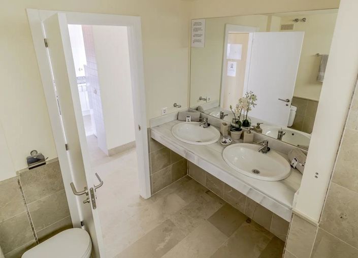 Image No.16-2 Bed Apartment for sale