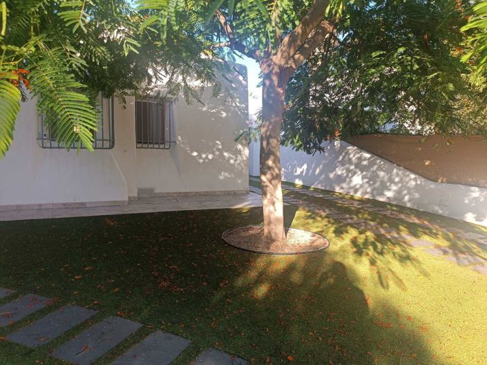 Image No.4-5 Bed Villa for sale