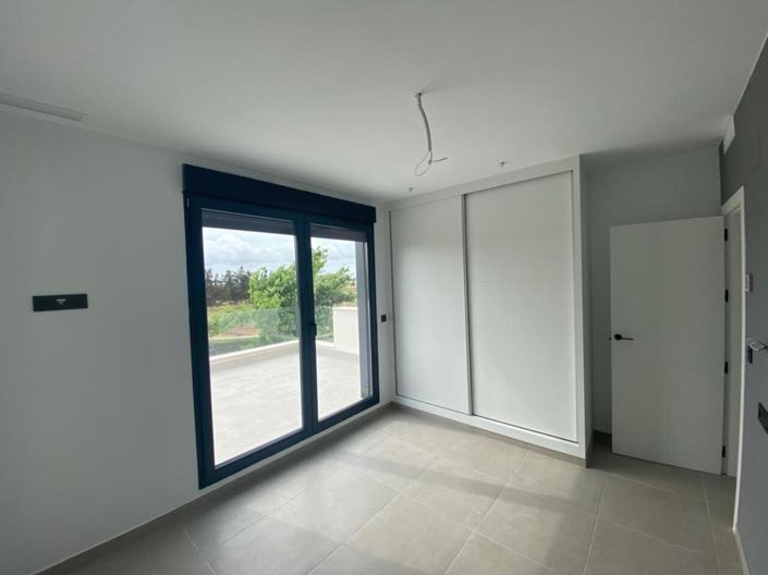 Image No.14-3 Bed Villa for sale