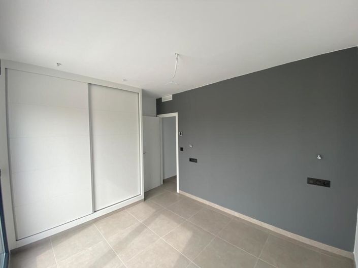 Image No.15-3 Bed Villa for sale