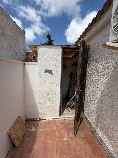 Image No.18-2 Bed Villa for sale