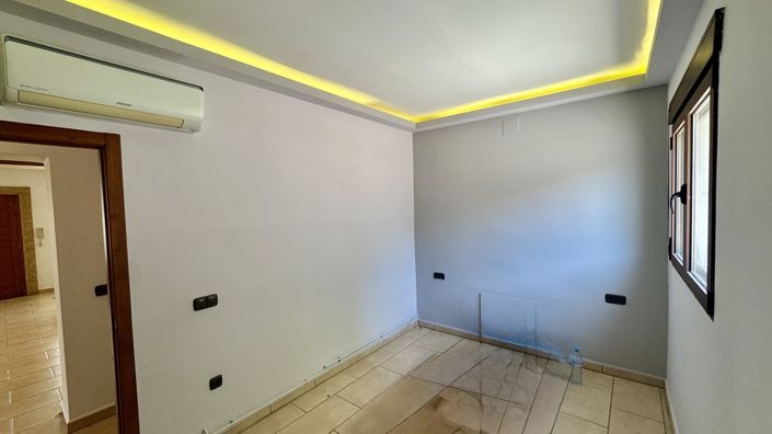 Image No.15-3 Bed Villa for sale