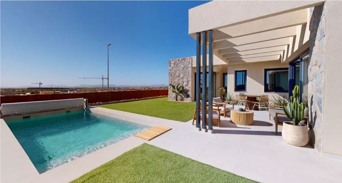 Image No.7-3 Bed Villa for sale