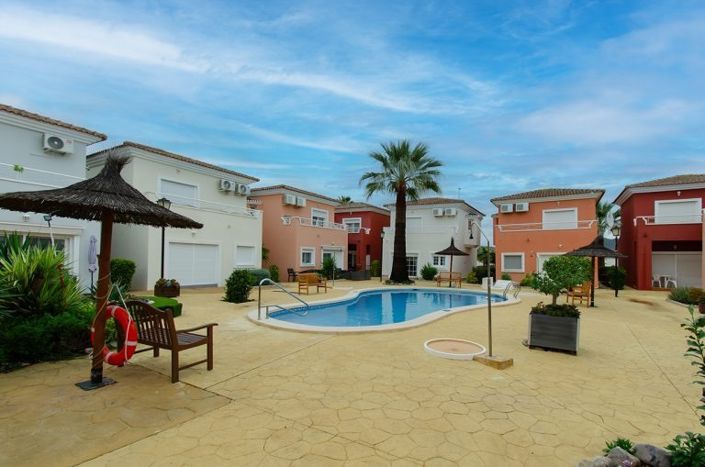 Image No.10-2 Bed Villa for sale
