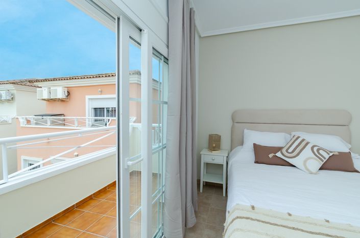 Image No.12-2 Bed Villa for sale