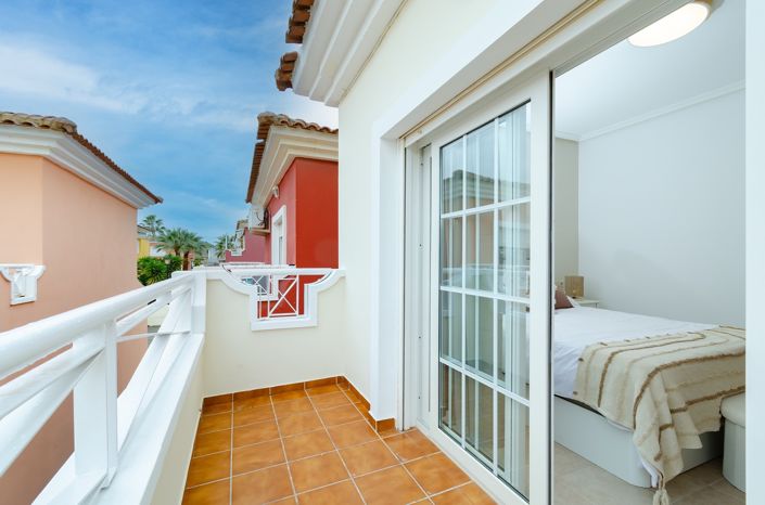 Image No.14-2 Bed Villa for sale