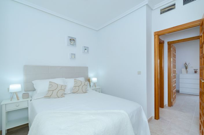 Image No.19-2 Bed Villa for sale