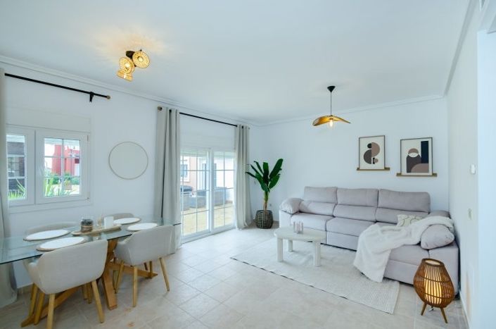 Image No.3-2 Bed Villa for sale
