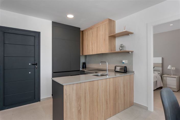 Image No.6-2 Bed Property for sale