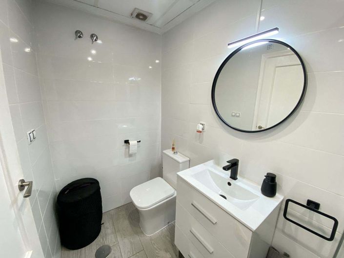 Image No.7-2 Bed Property for sale