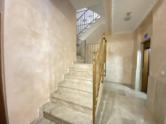 Image No.16-2 Bed Property for sale