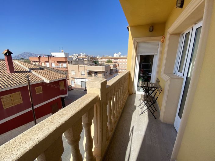 Image No.3-2 Bed Property for sale