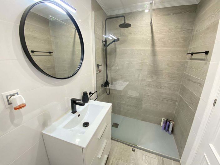 Image No.6-2 Bed Property for sale