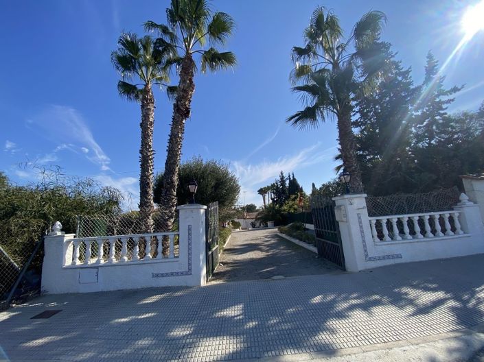 Image No.18-3 Bed Property for sale