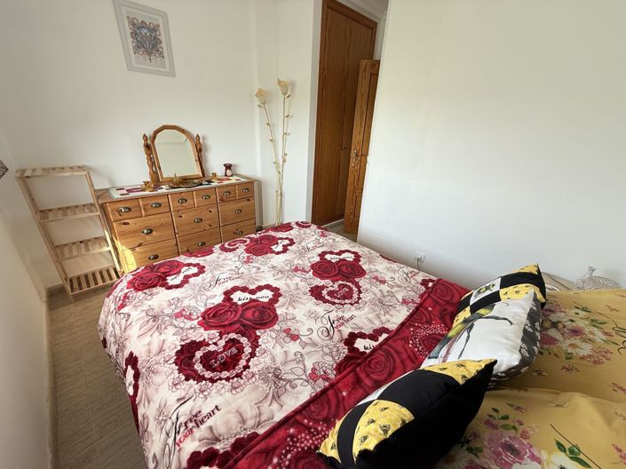 Image No.13-2 Bed Property for sale