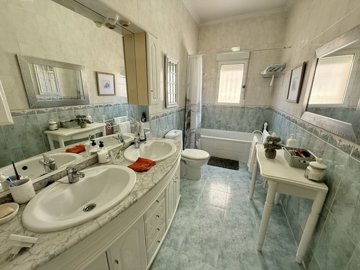 4196beautifuldetachedbungalowinbenimar2503251