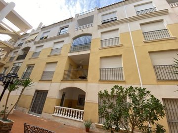 42142ndfloorimmaculateapartment140425091253tn