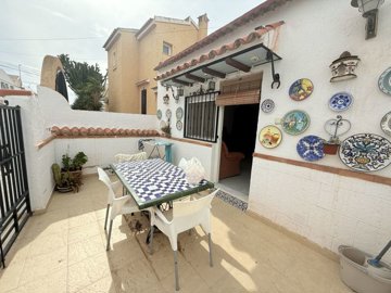 4225semidetachedbungalowinbenijofar2504251402