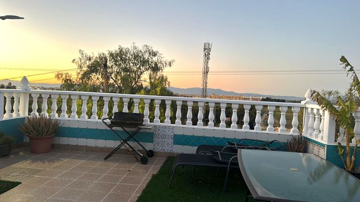 Image No.17-4 Bed Property for sale