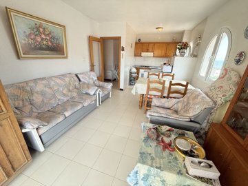 4286topfloorapartmentwithseaviews230625182530
