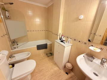 4287apartmentwithparking240625114157tncrs7535