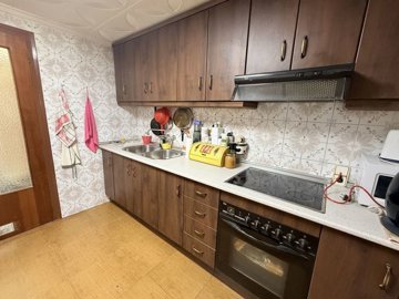 4297firstfloorapartment300625142506tnimg0997