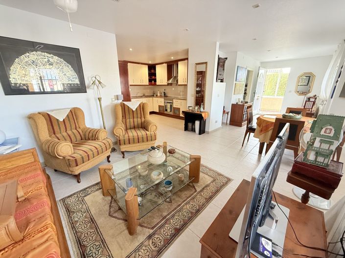 Image No.16-4 Bed Property for sale