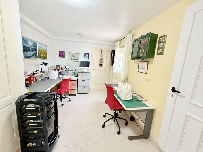 Image No.22-4 Bed Property for sale