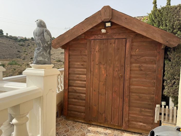 Image No.26-4 Bed Property for sale