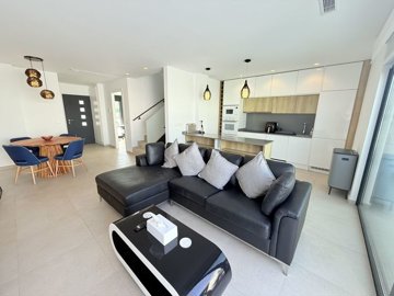 4357beautifulmodernvilla280825140451tnimg1873