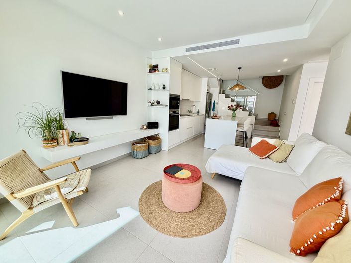 Image No.5-2 Bed Property for sale