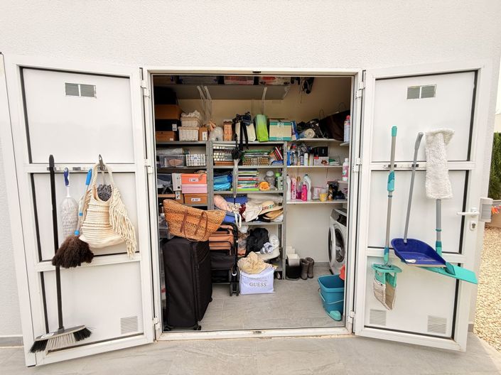 Image No.21-2 Bed Property for sale