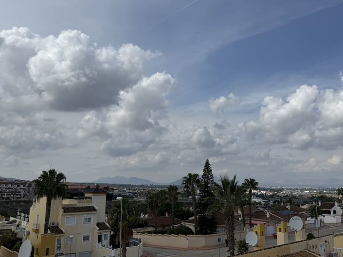 Image No.11-3 Bed Property for sale