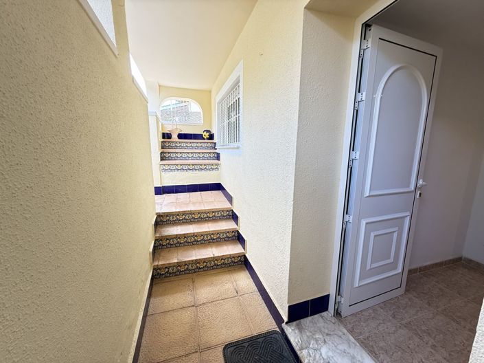 Image No.13-3 Bed Property for sale