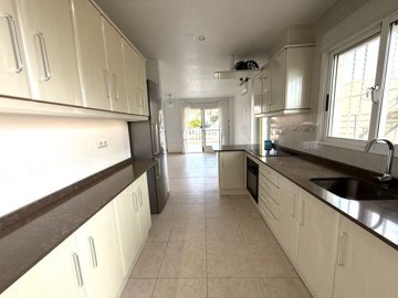 4449semidetachedvillawithseparateaccomodation