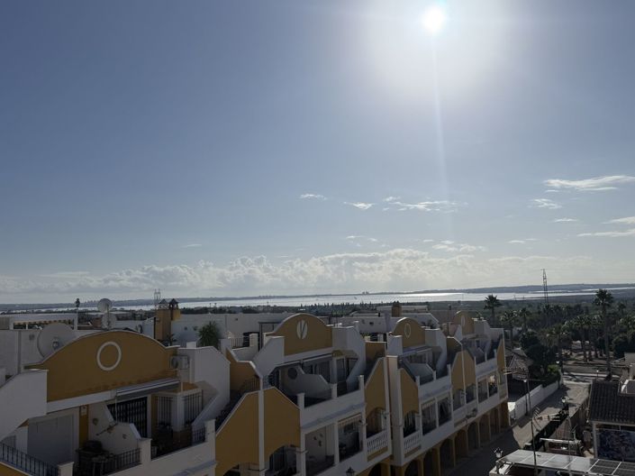 Image No.16-2 Bed Property for sale