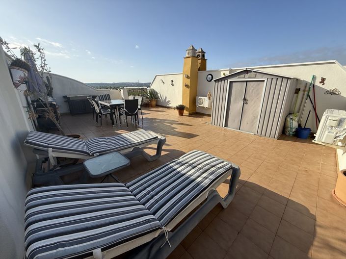 Image No.4-2 Bed Property for sale