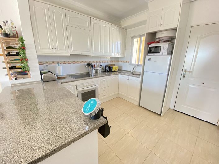 Image No.7-2 Bed Property for sale