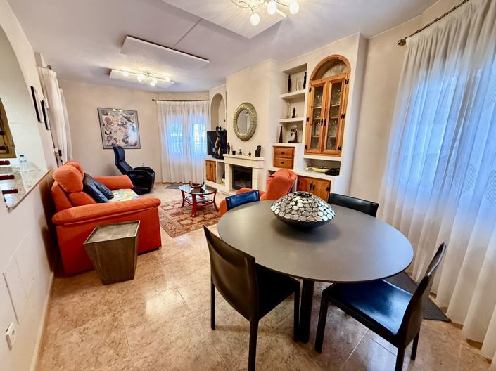 Image No.5-Propriété de 3 chambres à vendre à Benijofar