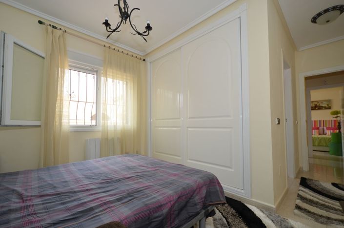Image No.13-3 Bed Property for sale