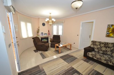 4525fantasticthreebedroomvilla290126121157rod